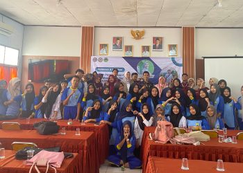 Mahasiswa Uniba Edukasi Siswa di Lebak Cegah Pernikahan Usia Dini