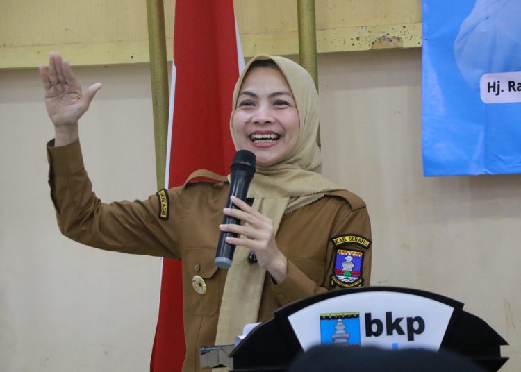 Bupati Serang Ratu Rachmatuzakiyah membuka CACT Badan Kepegawaian Negara (BKN) bagi pejabat administrasi, pengawas, jabatan fungsional dan pelaksana di lingkungan Pemerintah Kabupaten (Pemkab) Serang. Kegiatan berlangsung di Hotel Kanaya Serang, Senin (11/8/2025).