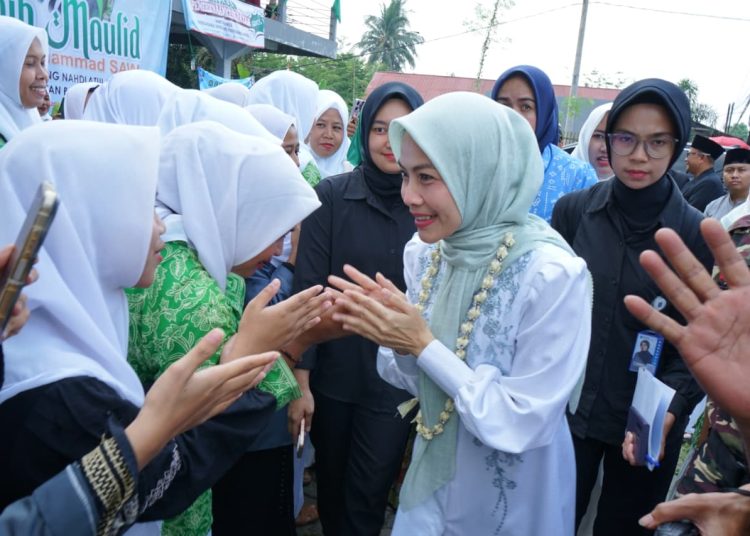 Bupati Serang Ratu Rachmatuzakiyah dalam sebuah kegiatan.