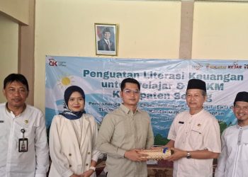 OJK Banten Berikan Edukasi Literasi Keuangan pada Pelajar Tirtayasa