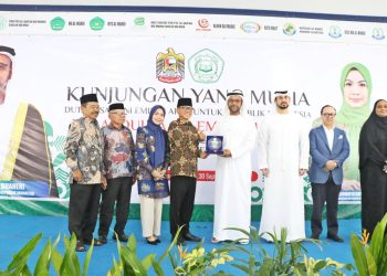 Duta Besar UEA Abdulla Salem Siap Majukan Pesantren
