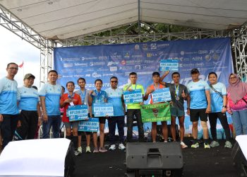 Gubernur Andra Soni Lepas Lomba Lari Ekbispar Banten 5K 2025