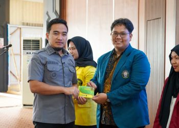 Wujudkan SDM Unggul, Pemkot Cilegon Salurkan Beasiswa Cilegon Juare untuk 511 Mahasiswa