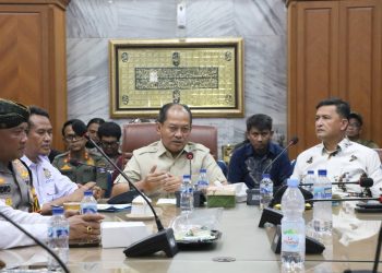 Buruh Tuntut Kenaikan Upah 12 Persen, Bupati Serang Ratu Zakiyah Kirim Surat ke Presiden