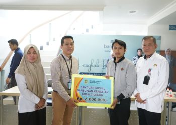 Dinsos Cilegon Serahkan Bantuan Santunan Kematian ke Ratusan KPM