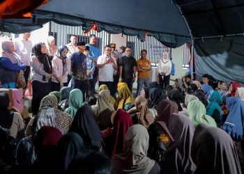 Tinjau Banjir di Serang, Gubernur Andra Soni Dorong Penanganan Terpadu Hulu-Hilir Sungai Ciwaka