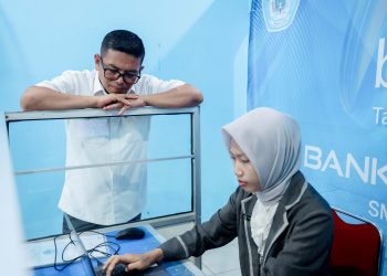 Tinjau SMKN 1 Pandeglang, Gubernur Andra Soni Dorong Penguatan Link and Match dan Kemandirian Sekolah