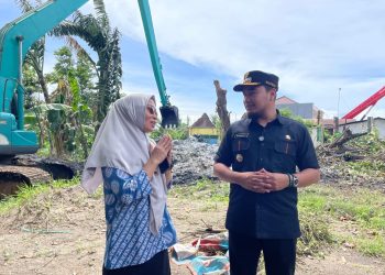 Minimalisir Risiko Banjir, Walikota Robinsar Pantau Normalisasi di Pintu Air Kubangsari