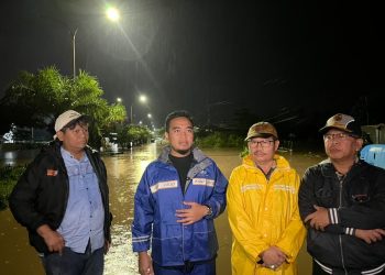 Terjun ke Titik Banjir di Ciwandan, Walikota Cilegon Imbau Masyarakat Waspada