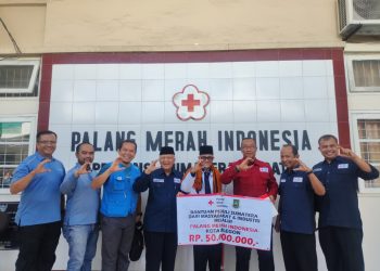 PMI Kota Cilegon Salurkan Bantuan Rp50 Juta bagi Penyintas Banjir dan Tanah Longsor di Sumatera Barat
