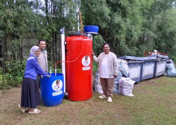 Beri Perhatian Terhadap Penanganan Sampah Tangsel, Gubernur Berikan Bantuan Fasilitas Pengolah Sampah Organik